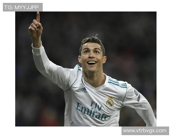 以足球卡片为载体探索C罗的传奇魅力与收藏价值 以足球卡片为载体探索C罗的传奇魅力与收藏价值