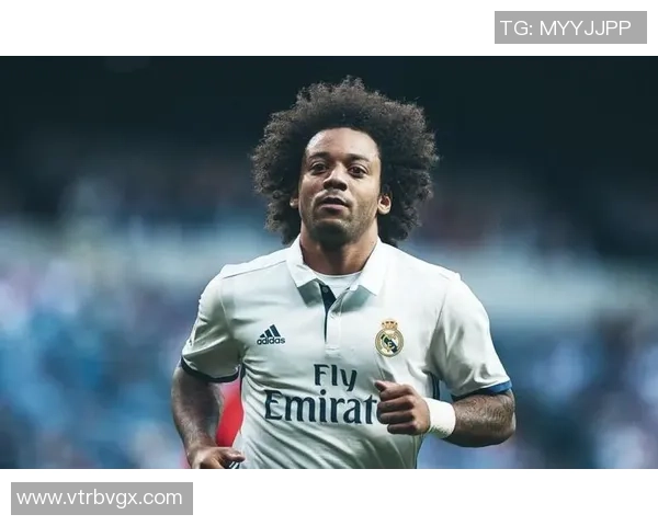 球星紧身短裤足球潮流引领新风尚运动时尚与竞技的完美融合