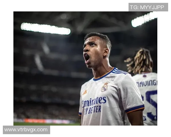 足坛球星炫酷着装盘点 谁的时尚品味最引领潮流